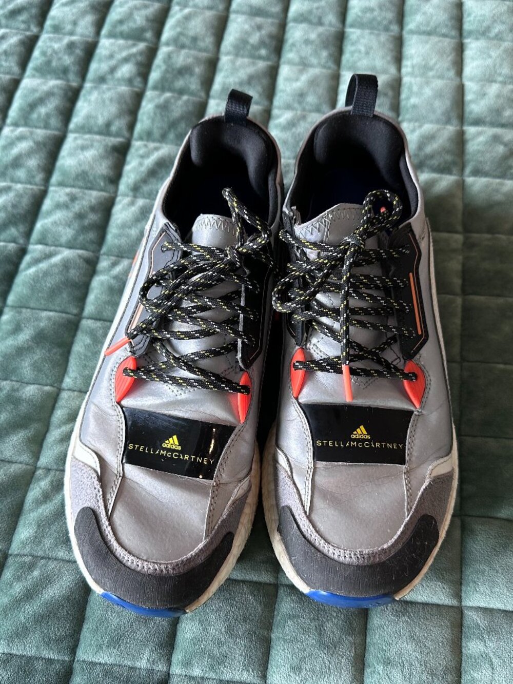 Women's Size 9 adidas x Stella McCartney Outdoorboost 2.0 Cold.RDY Sneakers